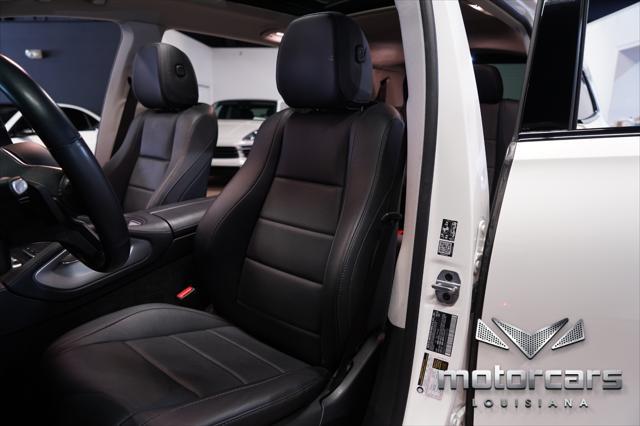 Photo of 2023 Polar White Mercedes-Benz GLS 450