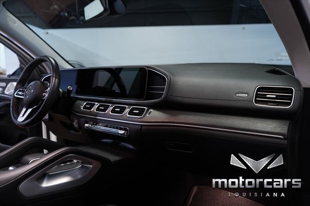 Photo of 2023 Polar White Mercedes-Benz GLS 450