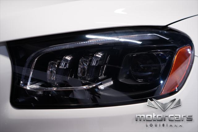 Photo of 2023 Polar White Mercedes-Benz GLS 450