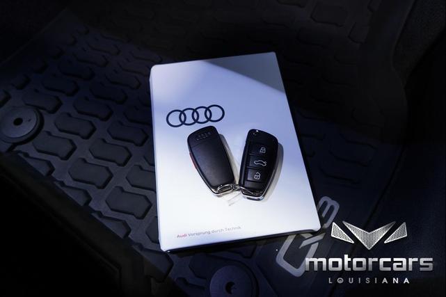 Photo of 2022 Mythos Black Metallic Audi Q3