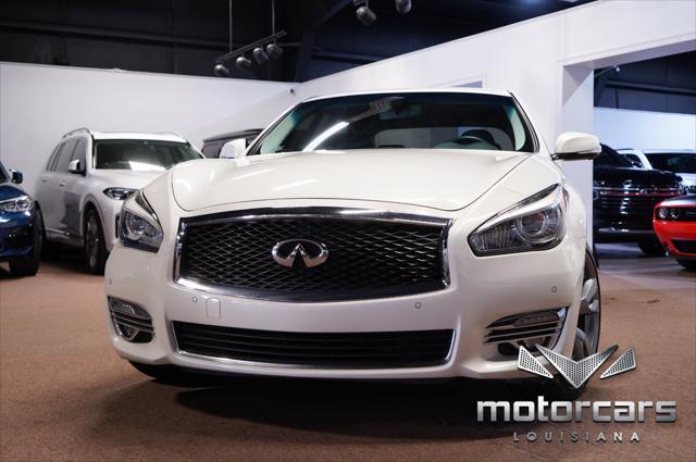 2015 Infiniti Q70L