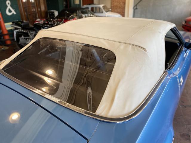 Photo of 1973 Blue Mercury Cougar