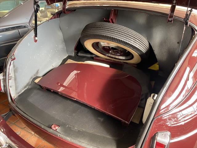 Photo of 1941 MAROON Ford Deluxe