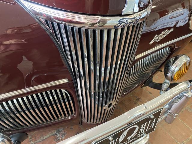 Photo of 1941 MAROON Ford Deluxe