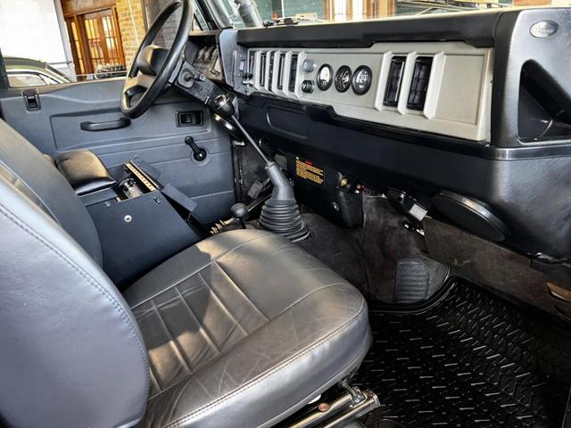 Photo of 1993 GREEN/CONISTON GREEN Land Rover Defender