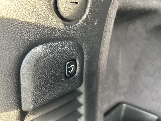 Photo of 2021 Granite Clearcoat Metallic Dodge Durango