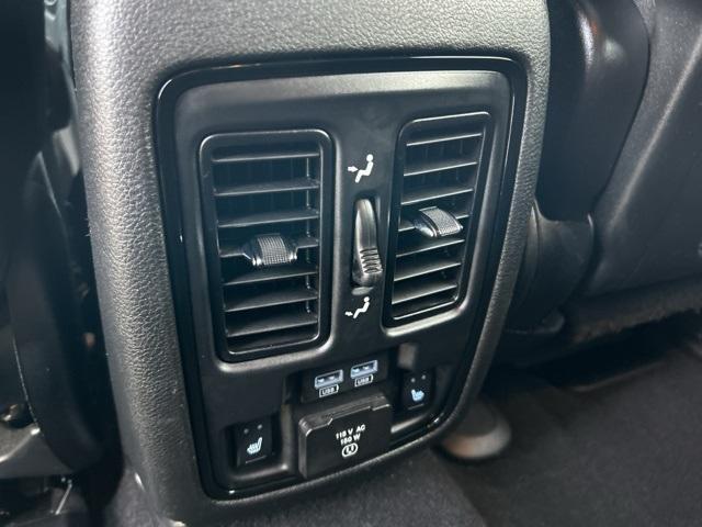 Photo of 2021 Granite Clearcoat Metallic Dodge Durango