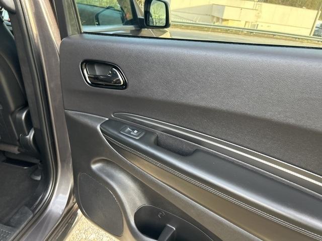 Photo of 2021 Granite Clearcoat Metallic Dodge Durango