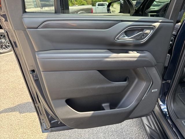 Photo of 2024 Midnight Blue Metallic GMC Yukon XL