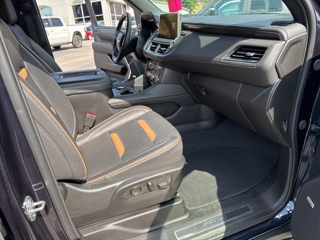 Photo of 2024 Midnight Blue Metallic GMC Yukon XL