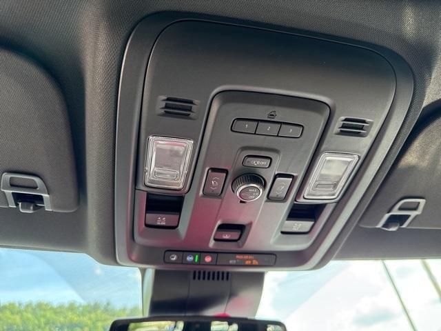 Photo of 2024 Midnight Blue Metallic GMC Yukon XL