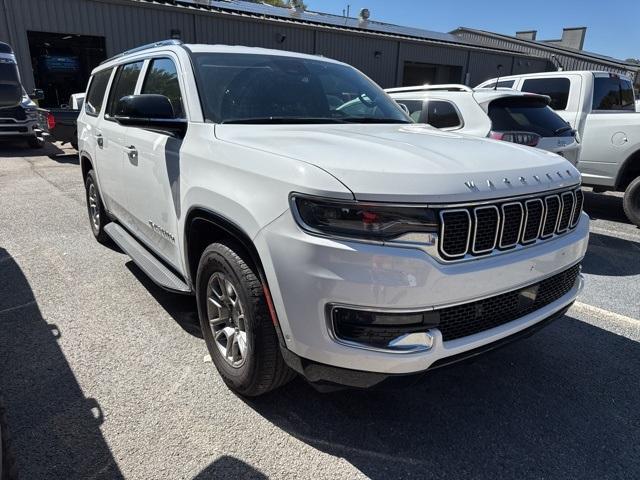 Photo of 2024 Bright White Clearcoat Jeep Wagoneer L