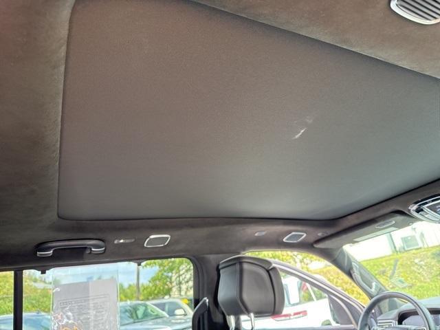Photo of 2024 Silver Zynith Jeep Grand Wagoneer L