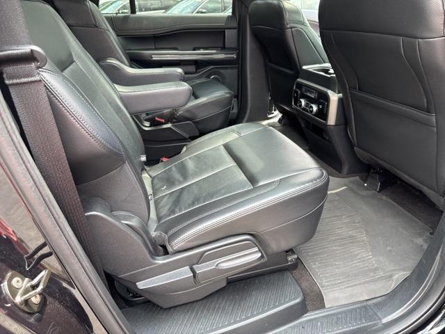 Photo of 2020 Black Ford Expedition Max