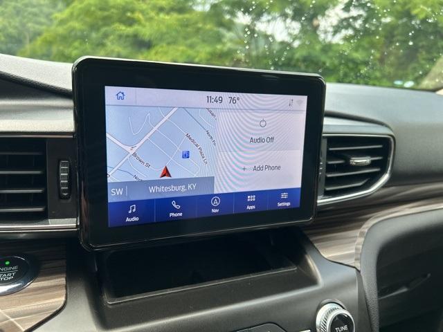 Photo of 2020 Blue Metallic Ford Explorer
