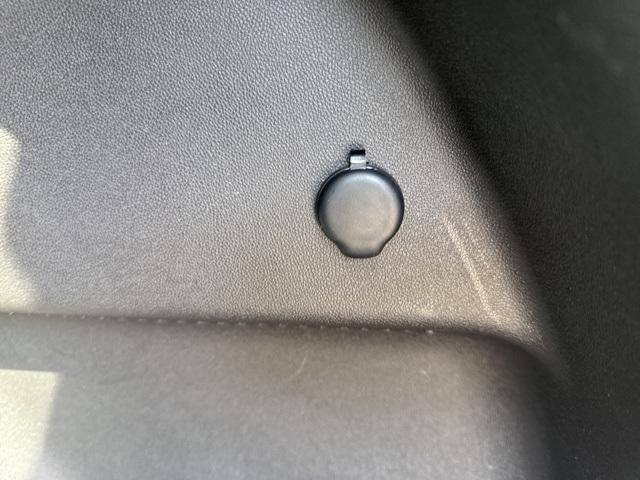 Photo of 2024 Mosaic Black Metallic Chevrolet Equinox