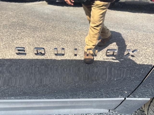 Photo of 2024 Mosaic Black Metallic Chevrolet Equinox