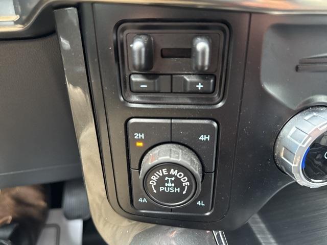 Photo of 2023 Oxford White Ford F-150