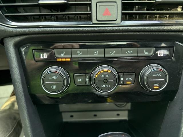 Photo of 2024 Blue Dusk Volkswagen Taos