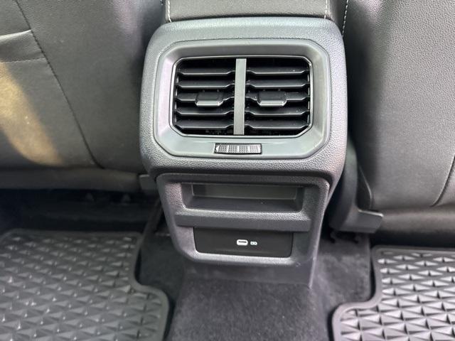 Photo of 2024 Blue Dusk Volkswagen Taos