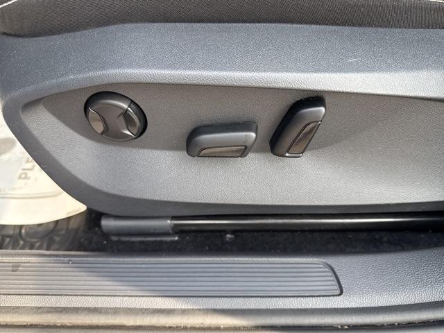 Photo of 2024 Blue Dusk Volkswagen Taos
