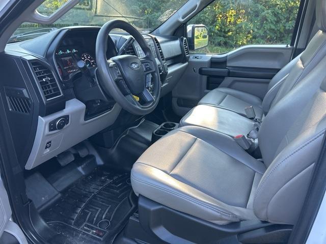 Photo of 2019 Oxford White Ford F-150