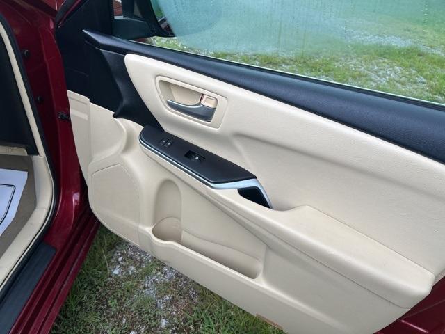 Photo of 2017 Red Toyota Camry
