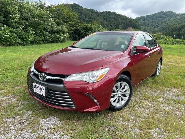 Photo of 2017 Red Toyota Camry