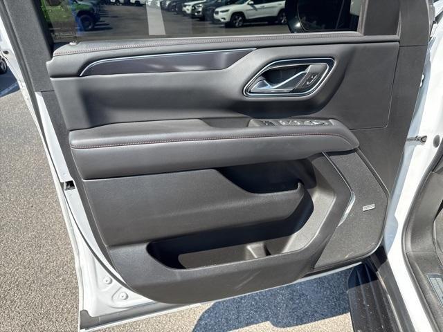 Photo of 2022 Summit White Chevrolet Tahoe
