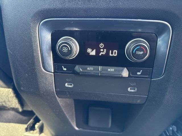 Photo of 2022 Summit White Chevrolet Tahoe