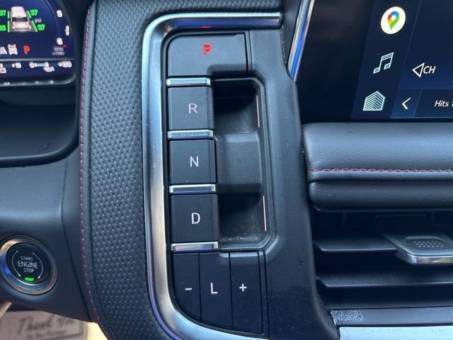 Photo of 2022 Summit White Chevrolet Tahoe