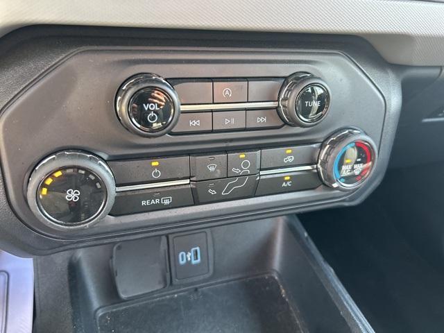 Photo of 2023 Oxford White Ford Bronco