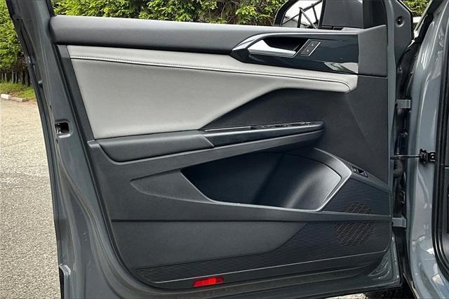 Photo of 2022 Pure Gray Volkswagen Taos