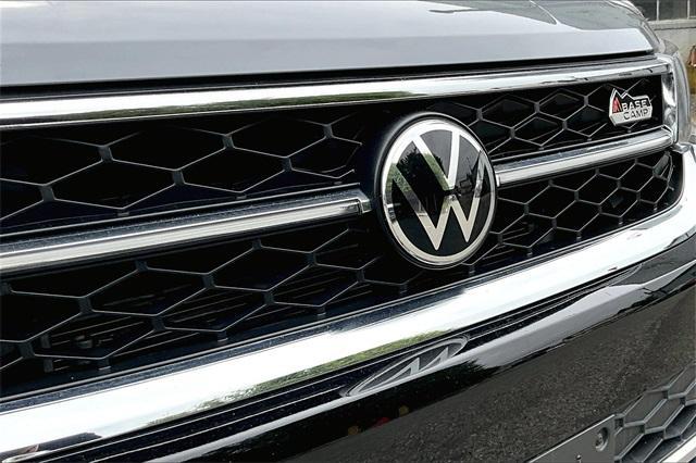 Photo of 2022 Pure Gray Volkswagen Taos