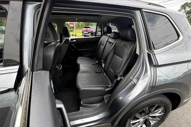 Photo of 2022 Platinum Gray Metallic Volkswagen Tiguan