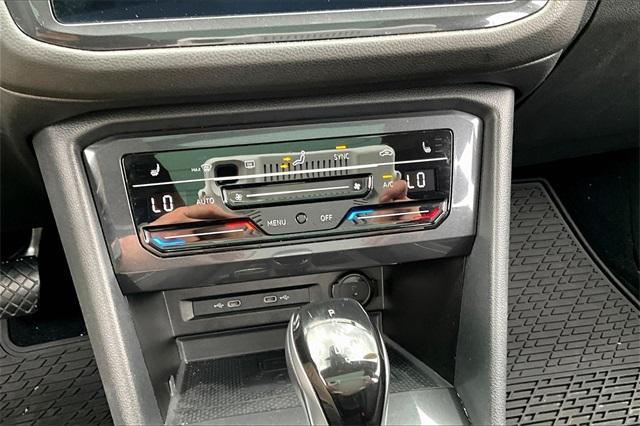 Photo of 2022 Platinum Gray Metallic Volkswagen Tiguan