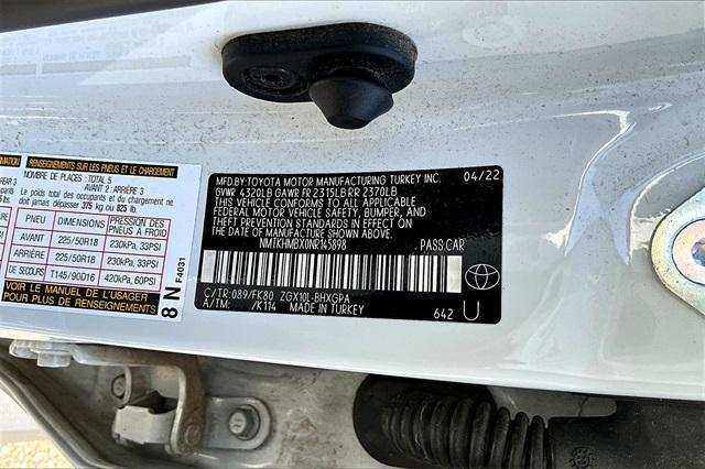 Photo of 2022 White Toyota C-HR