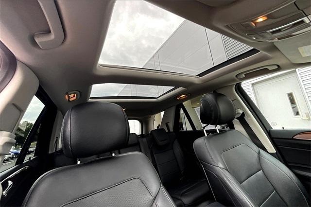 Photo of 2017 Diamond Silver Metallic Mercedes-Benz GLE 400