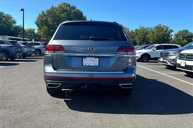 Photo of 2022 Platinum Gray Metallic Volkswagen Atlas