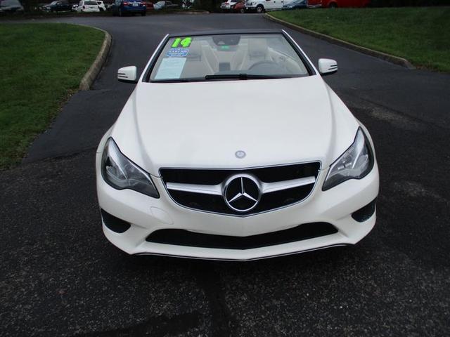 Photo of 2014 White Mercedes-Benz E-Class