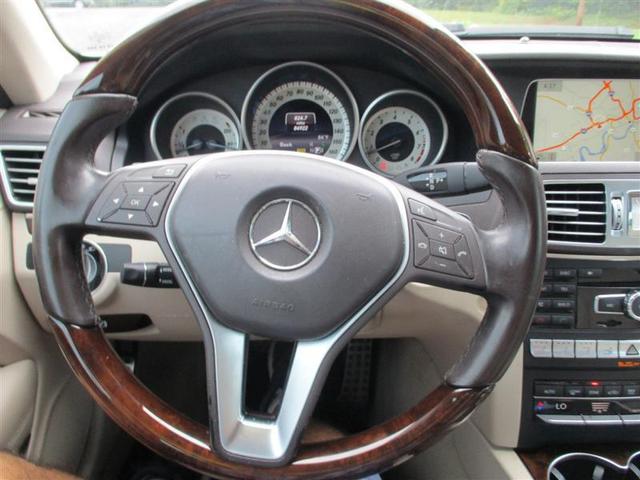Photo of 2014 White Mercedes-Benz E-Class