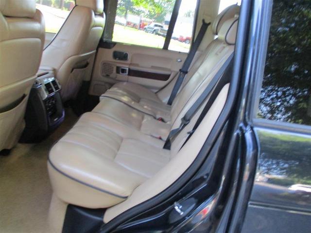 Photo of 2012 Black Land Rover Range Rover