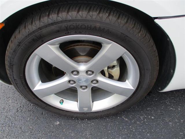 Photo of 2008 Pure (Summit White) Pontiac Solstice