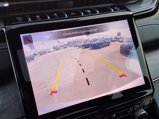 Photo of 2023 Silver Zynith Jeep Grand Cherokee