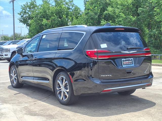 Photo of 2026 Diamond Black Chrysler Pacifica