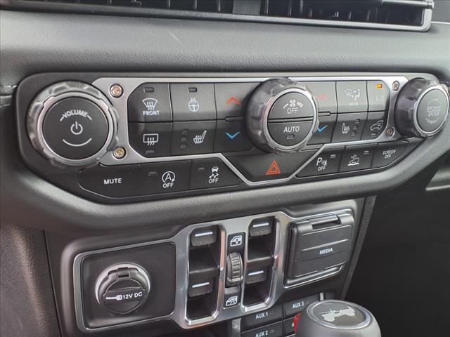 Photo of 2025 Hydro Blue Pearl Jeep Wrangler
