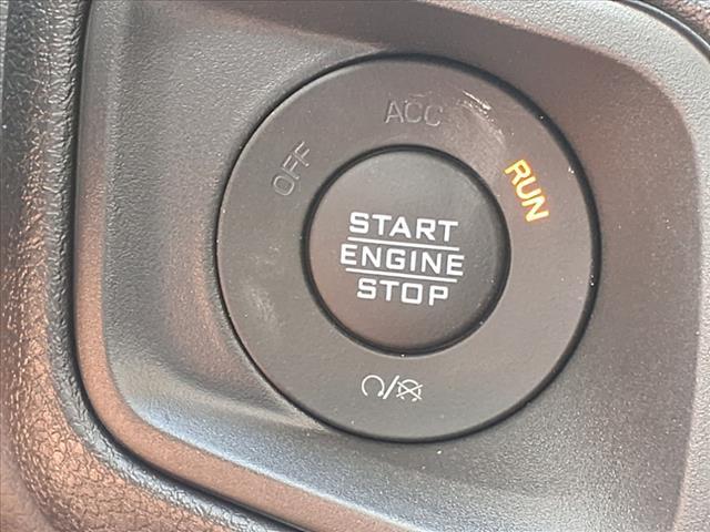 Photo of 2025 Bright White Clearcoat Jeep Wrangler