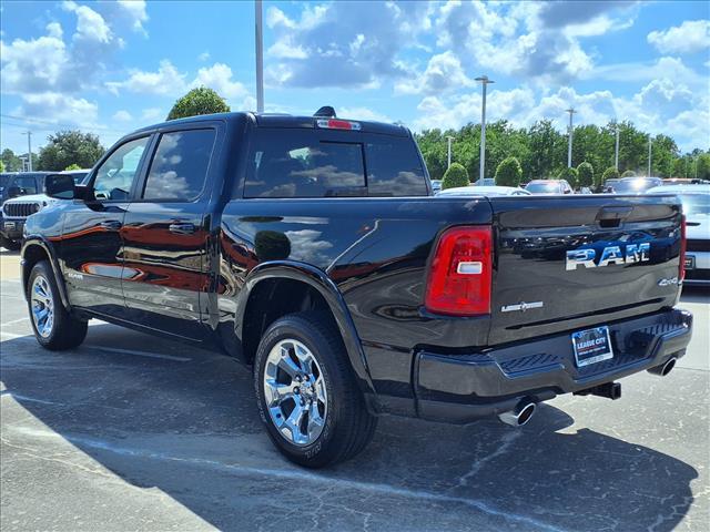 Photo of 2025 Diamond Black Crystal Pearlcoat RAM 1500