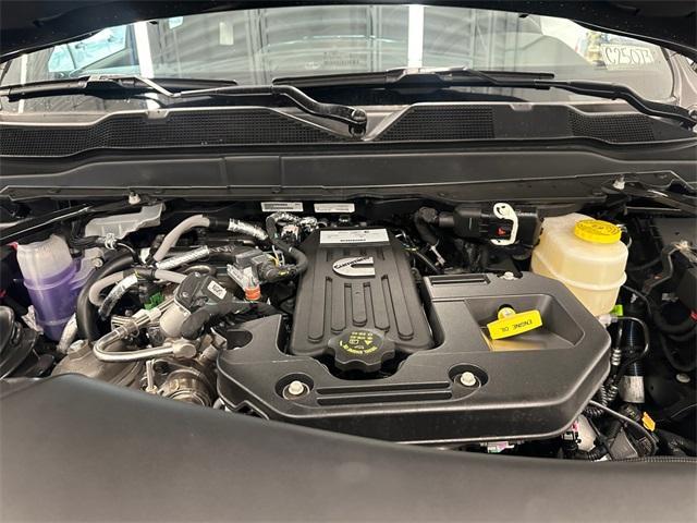 Photo of 2025 Diamond Black RAM 2500