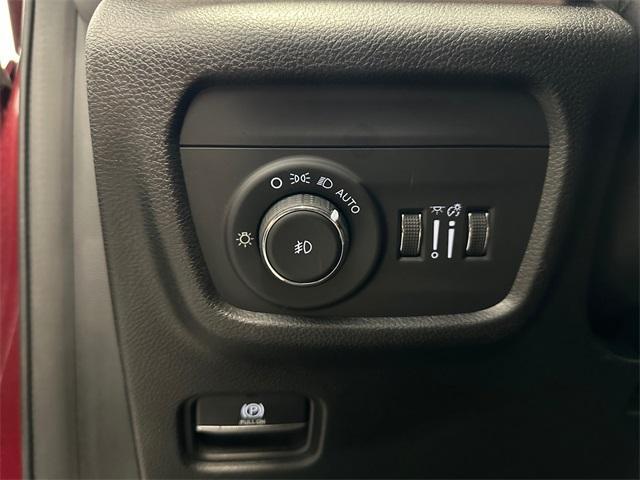 Photo of 2022 Velvet Red Pearlcoat Jeep Grand Cherokee L